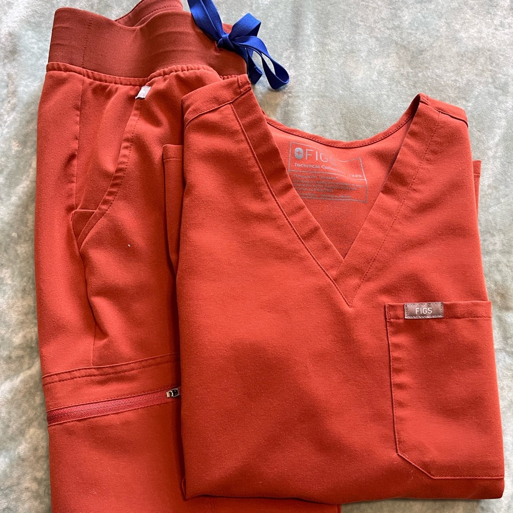 FIGS Scrubs